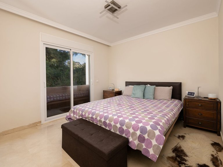 Apartment for Sale in Benahavís, Malaga 18