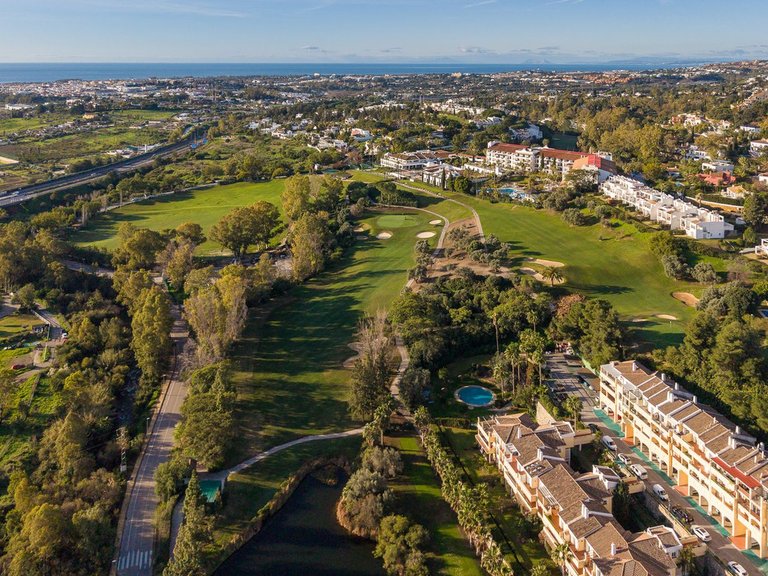 Apartment for Sale in Benahavís, Malaga 26