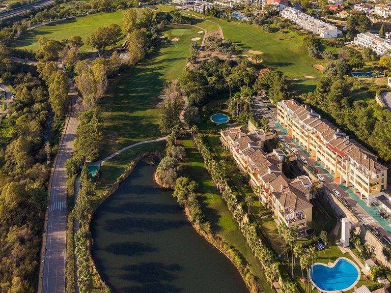 Apartment for Sale in Benahavís, Malaga 27