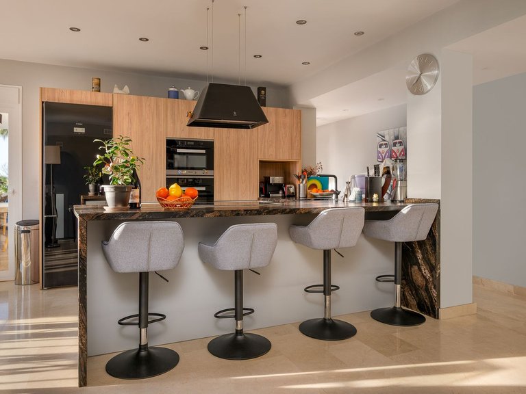 Apartment for Sale in Benahavís, Malaga 5