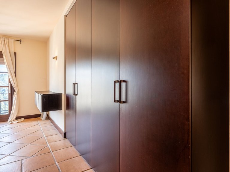 Villa for Sale in Benahavís, Malaga 20