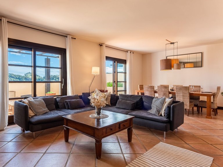 Villa for Sale in Benahavís, Malaga 3