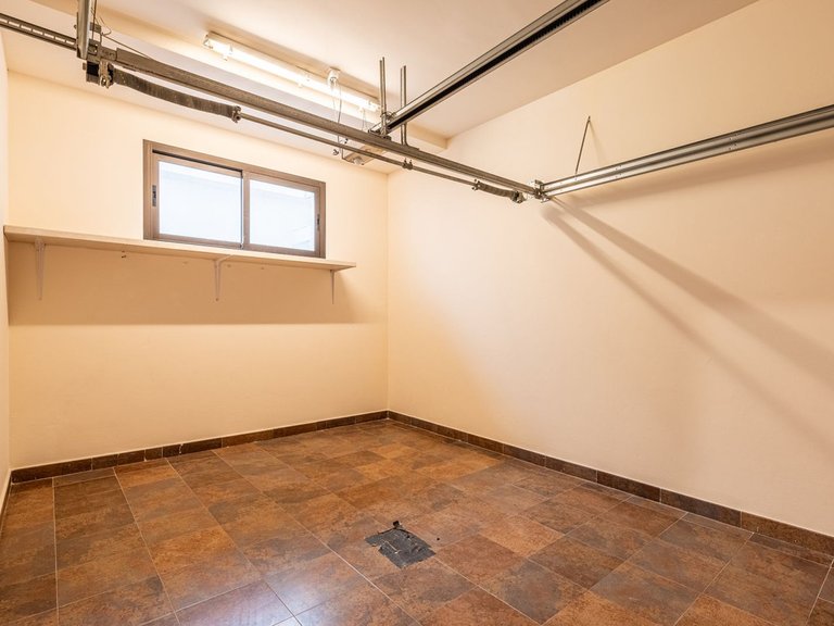 Villa for Sale in Benahavís, Malaga 30