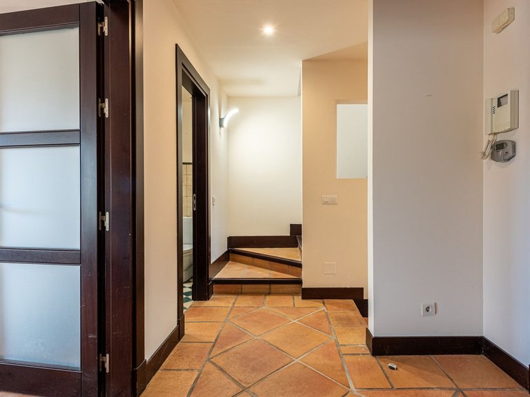 Villa for Sale in Benahavís, Malaga 32