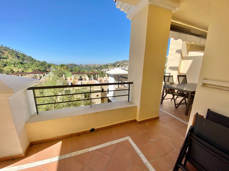 Apartment for Sale in Los Arqueros, Malaga 3