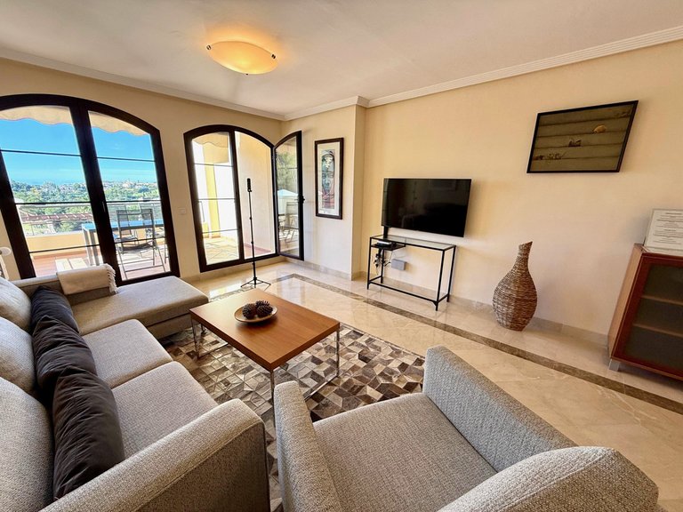 Apartment for Sale in Los Arqueros, Malaga 7