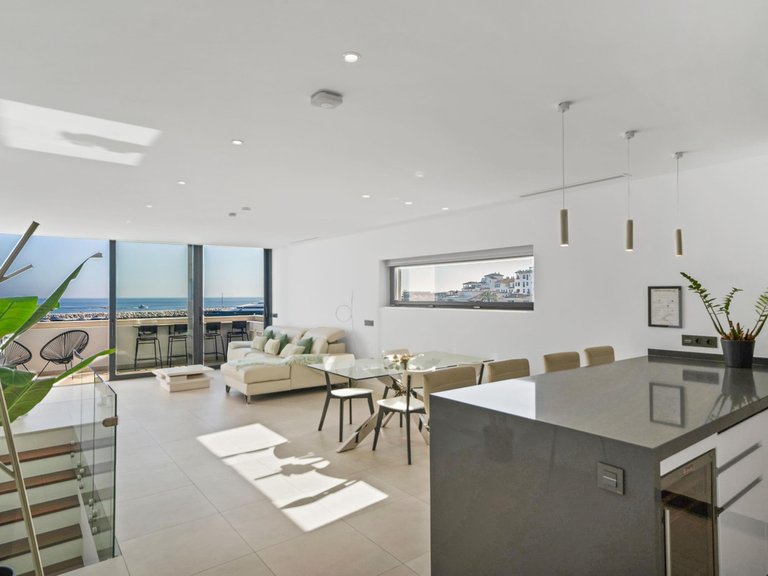Apartment for Sale in Marbella, Malaga 1