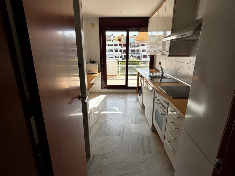 Apartment for Sale in Benahavís, Malaga 7