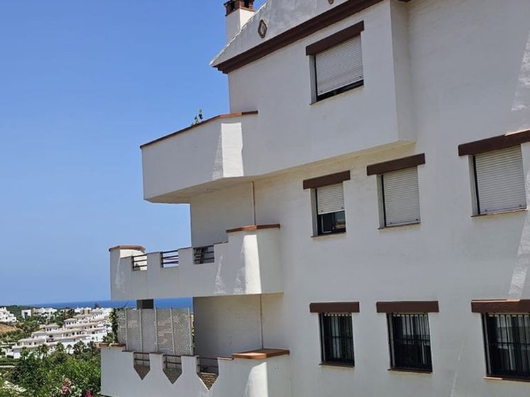 Apartment for Sale in La Alcaidesa, Cadiz 2