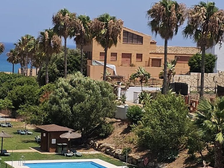 Apartment for Sale in La Alcaidesa, Cadiz 3