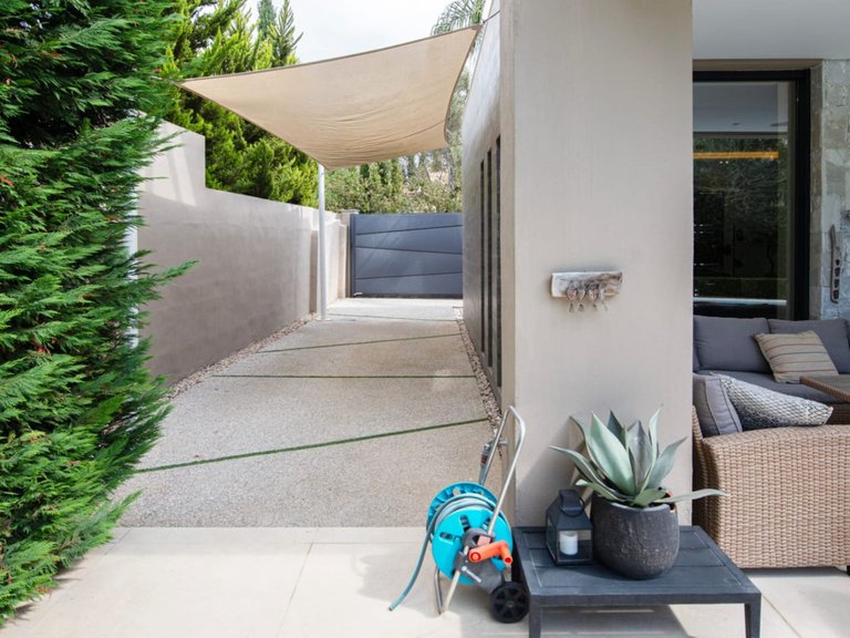 Villa for Sale in The Golden Mile, Malaga 45