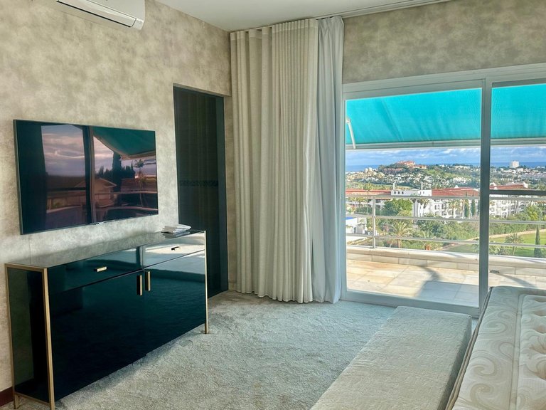 Villa for Sale in Benahavís, Malaga 12