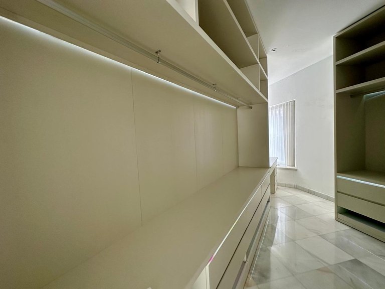 Villa for Sale in Benahavís, Malaga 14