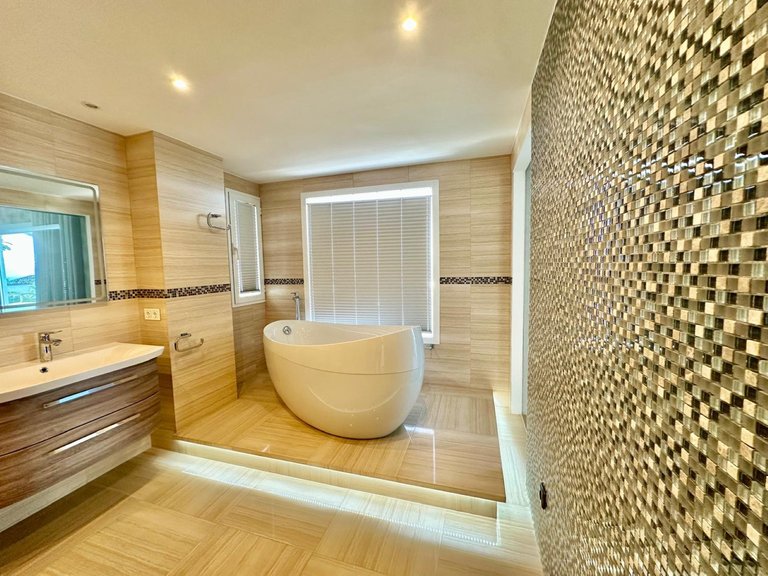 Villa for Sale in Benahavís, Malaga 16