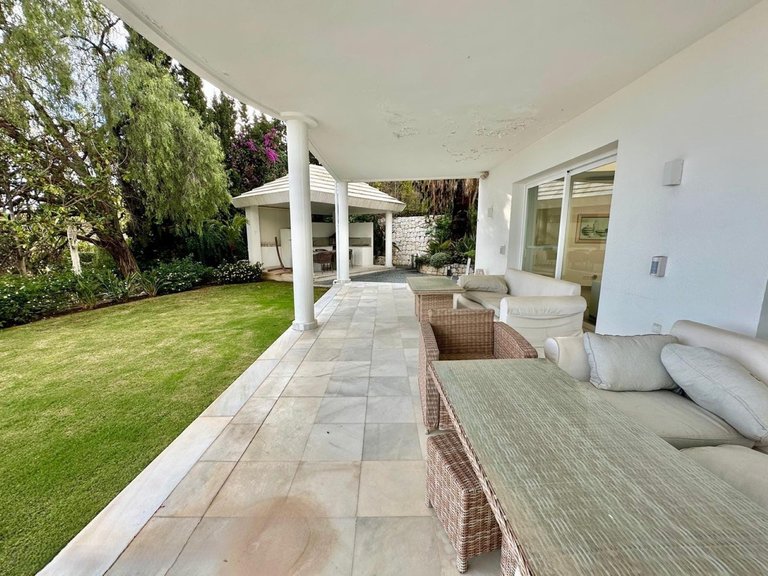 Villa for Sale in Benahavís, Malaga 25