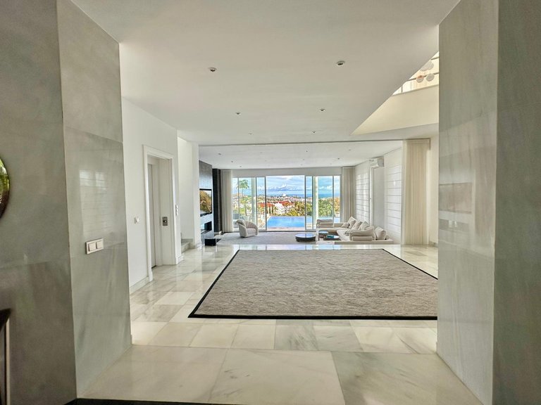Villa for Sale in Benahavís, Malaga 4