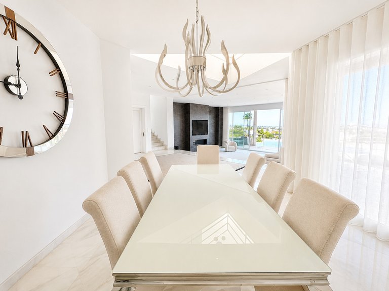 Villa for Sale in Benahavís, Malaga 8