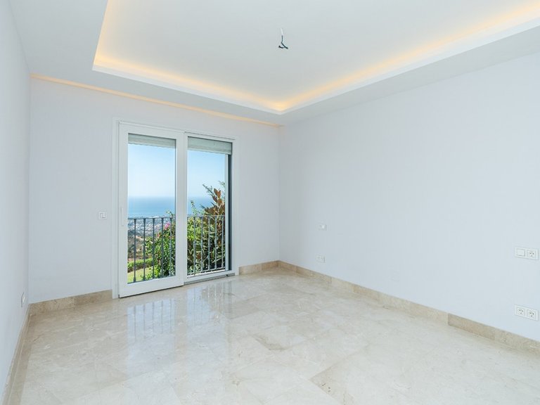 Apartment for Sale in La Mairena, Malaga 12