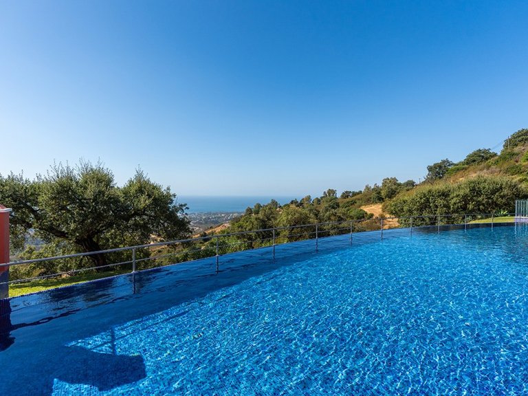 Apartment for Sale in La Mairena, Malaga 23