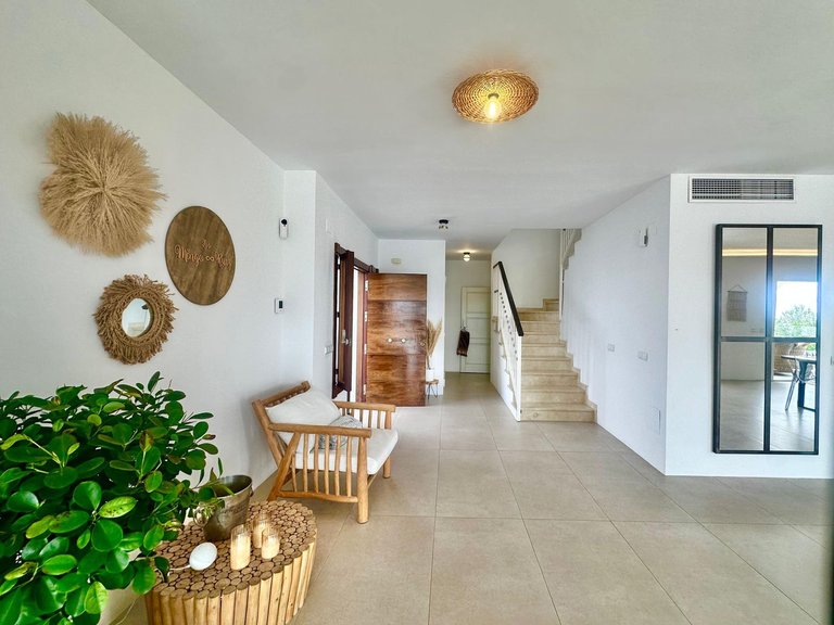 Villa for Sale in Riviera Del Sol, Malaga 10