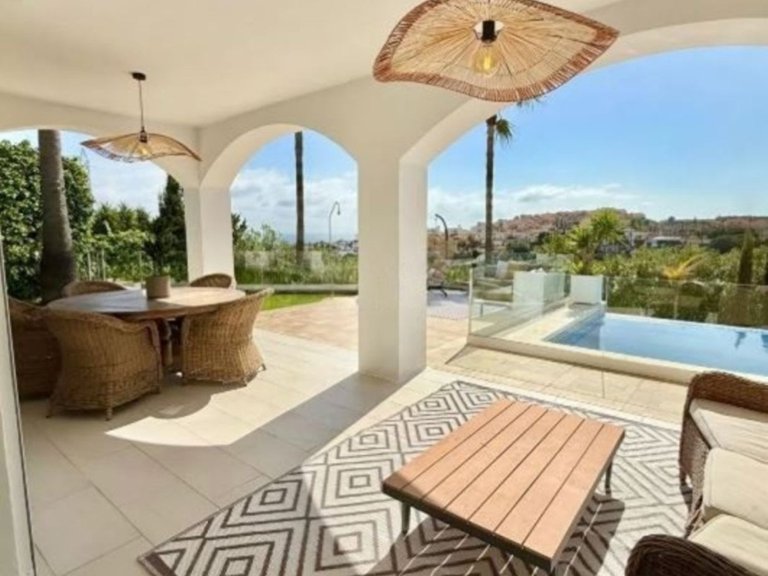 Villa for Sale in Riviera Del Sol, Malaga 21