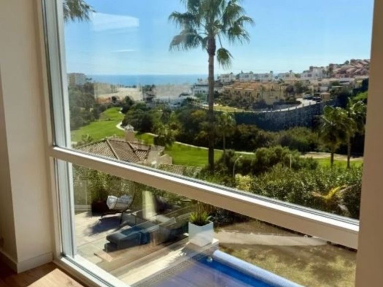 Villa for Sale in Riviera Del Sol, Malaga 24