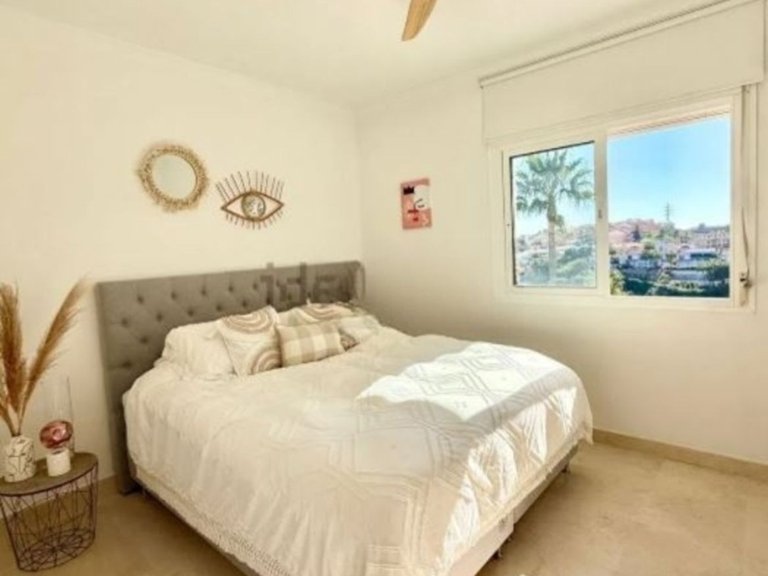 Villa for Sale in Riviera Del Sol, Malaga 32