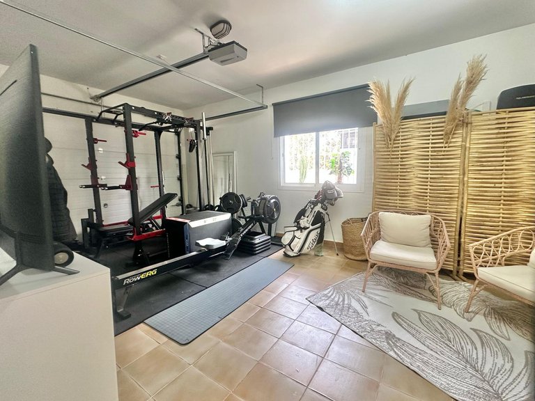 Villa for Sale in Riviera Del Sol, Malaga 33