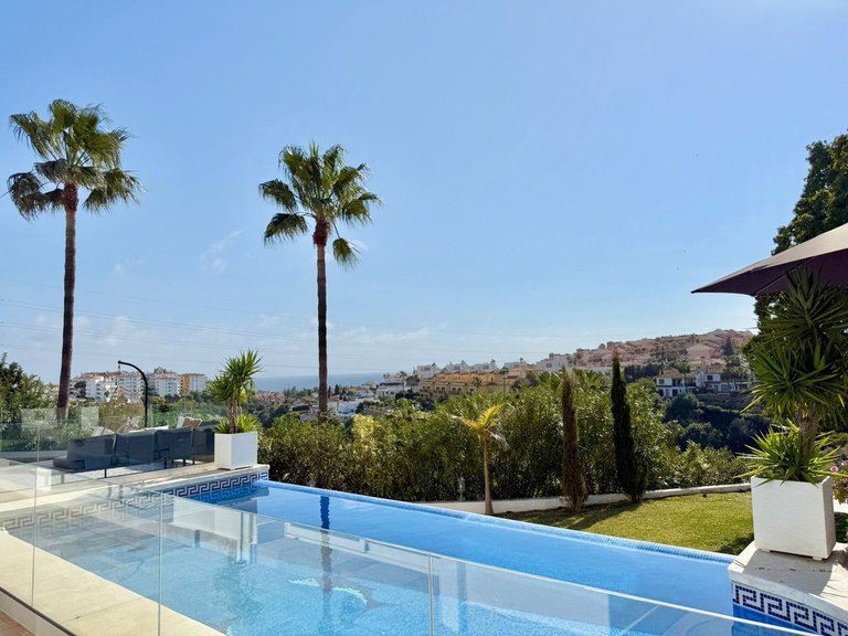 Villa for Sale in Riviera Del Sol, Malaga 38