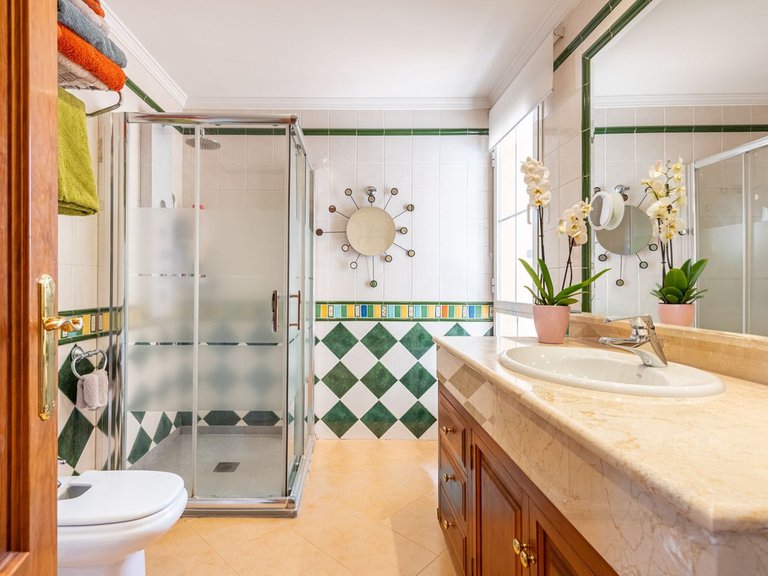 Villa for Sale in Nueva Andalucía, Malaga 17