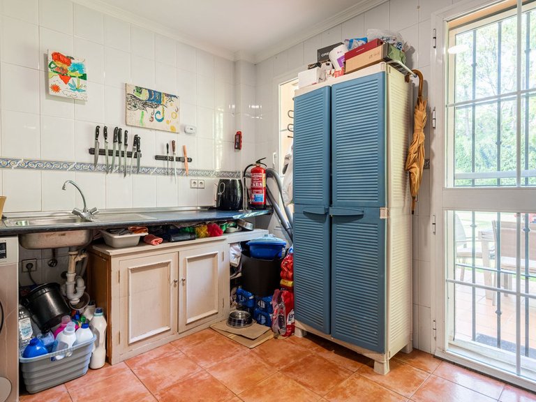 Villa for Sale in Nueva Andalucía, Malaga 3