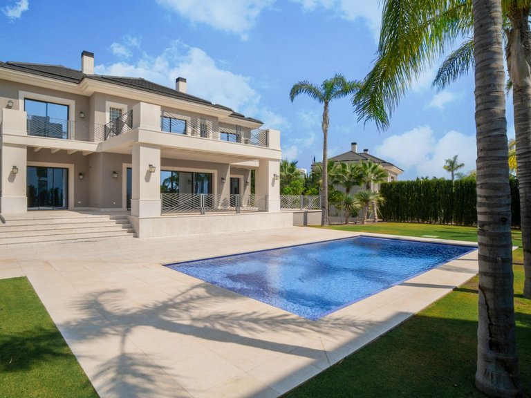Apartment for Sale in Inland Los Flamingos Golf, Malaga 21