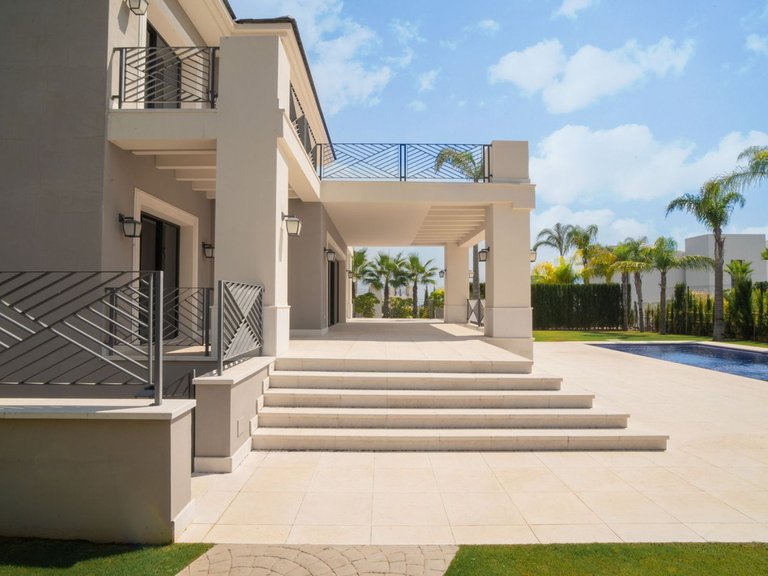 Apartment for Sale in Inland Los Flamingos Golf, Malaga 23