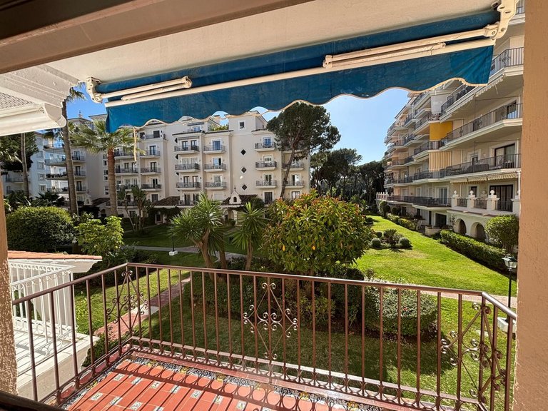 Apartment for Sale in Nueva Andalucía, Malaga 2