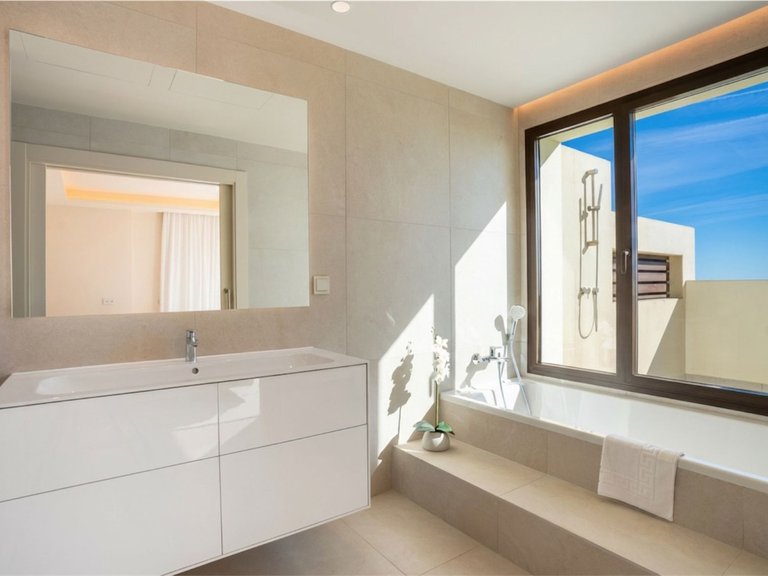 Apartment for Sale in Estepona, Malaga 14