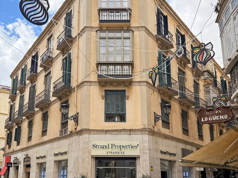 Apartment for Sale in Centro Histórico, Malaga 84