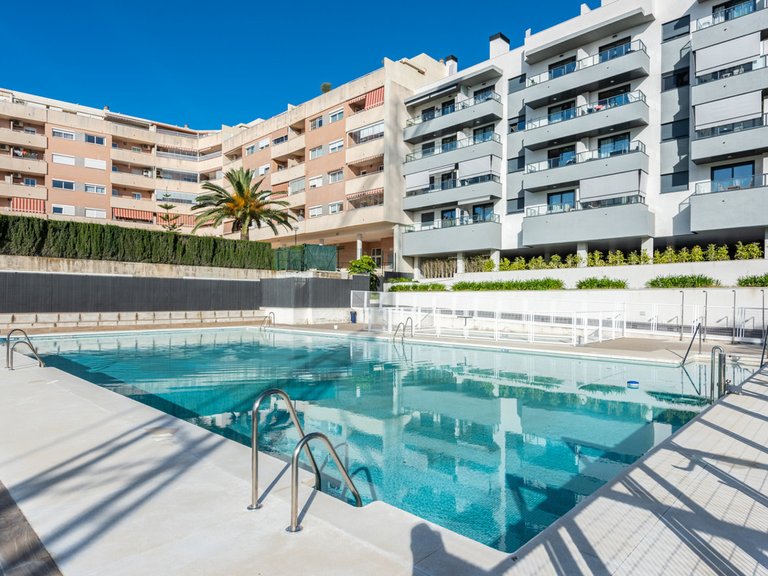 Apartment for Sale in Las Lagunas, Malaga 1