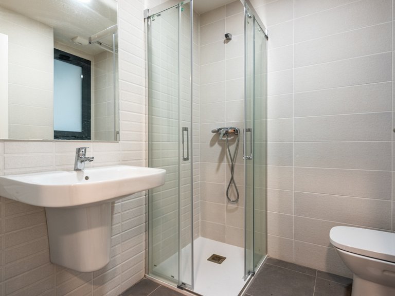Apartment for Sale in Las Lagunas, Malaga 12