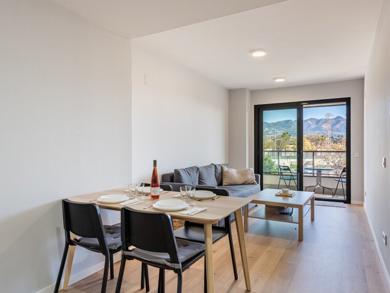 Apartment for Sale in Las Lagunas, Malaga 3