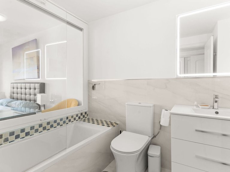 Apartment for Sale in Atalaya, Malaga 12