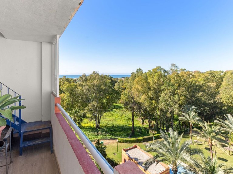 Apartment for Sale in Atalaya, Malaga 17