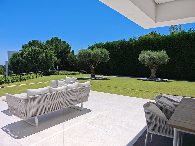 Villa for Sale in Benahavís, Malaga 38