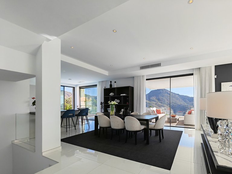 Villa for Sale in Benahavís, Malaga 7