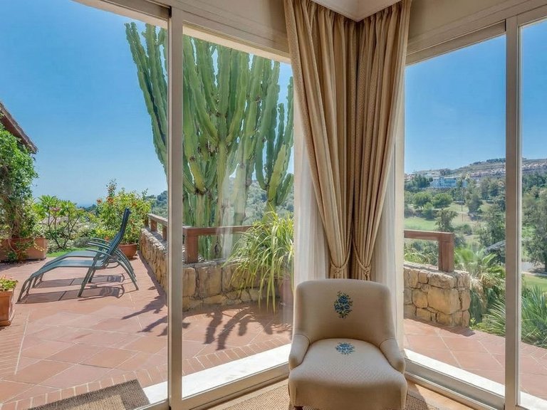 Villa for Sale in Costa del Sol Benahavís, Malaga 9