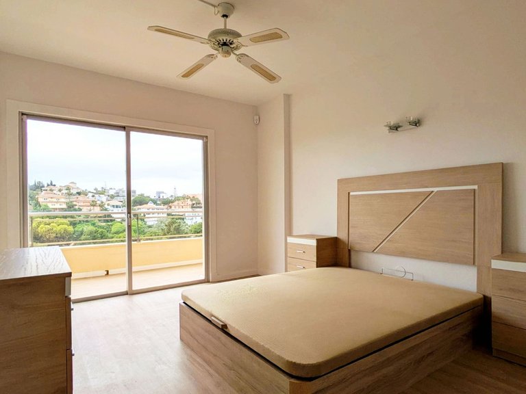 Apartment for Sale in Benalmadena, Malaga 14