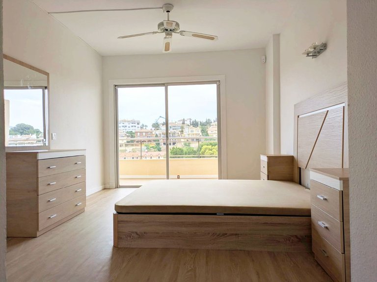 Apartment for Sale in Benalmadena, Malaga 9