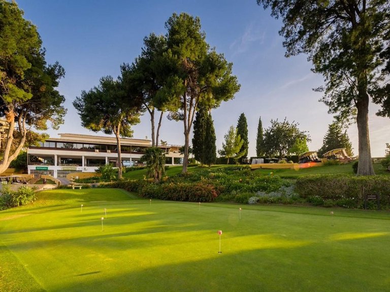 Apartment for Sale in Atalaya, Malaga 14
