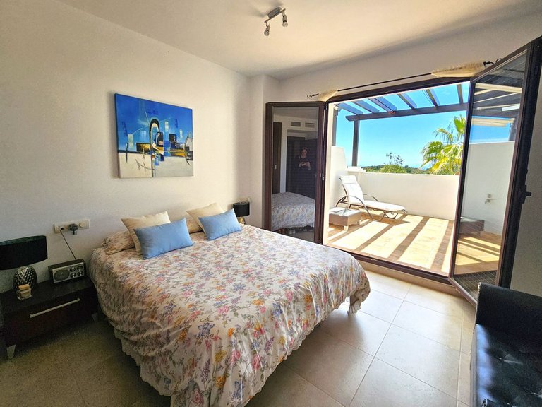 Apartment for Sale in Altos De Los Monteros, Malaga 10