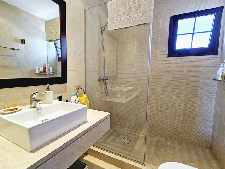 Apartment for Sale in Altos De Los Monteros, Malaga 17