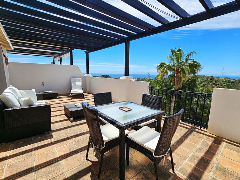 Apartment for Sale in Altos De Los Monteros, Malaga 6